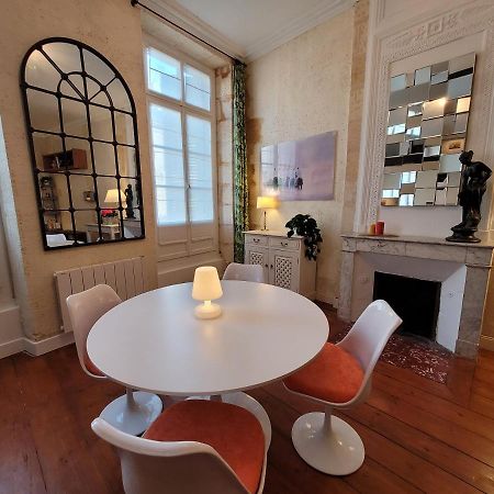 Appartement Central Typiquement Bordelais Bordeaux Esterno foto