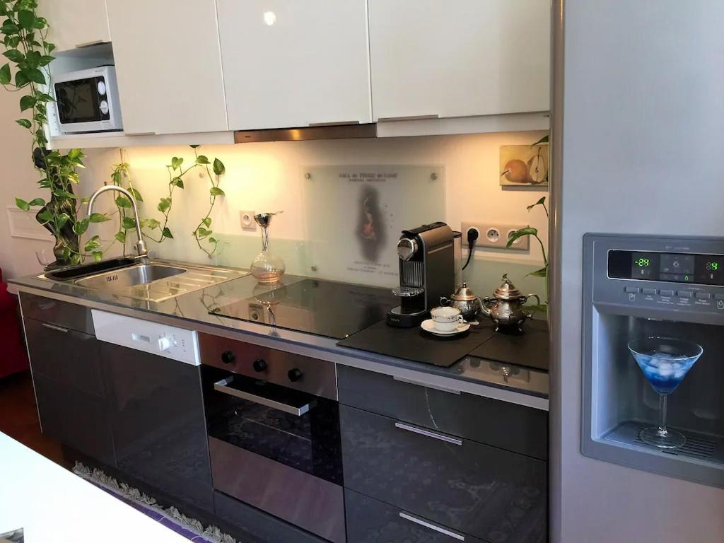 Appartement Central Typiquement Bordelais Bordeaux Esterno foto