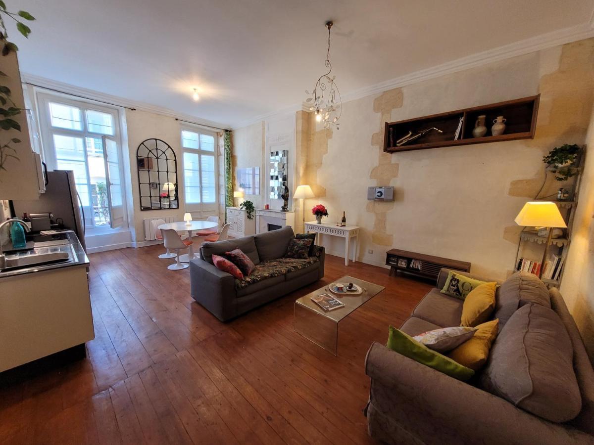 Appartement Central Typiquement Bordelais Bordeaux Esterno foto