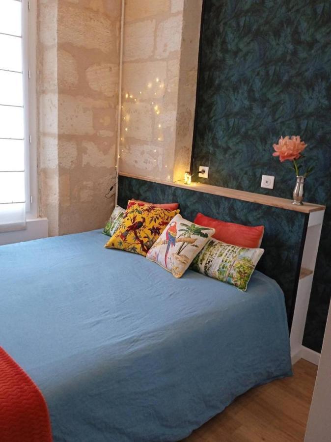 Appartement Central Typiquement Bordelais Bordeaux Esterno foto